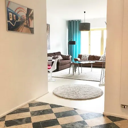 Apartment Spacious Flat In The Heart Of The Center! Ideal For A Family! *