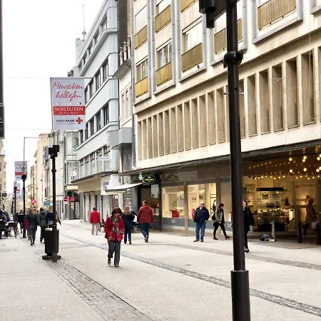 Apartment Spacious Flat In The Heart Of The Center! Ideal For A Family!